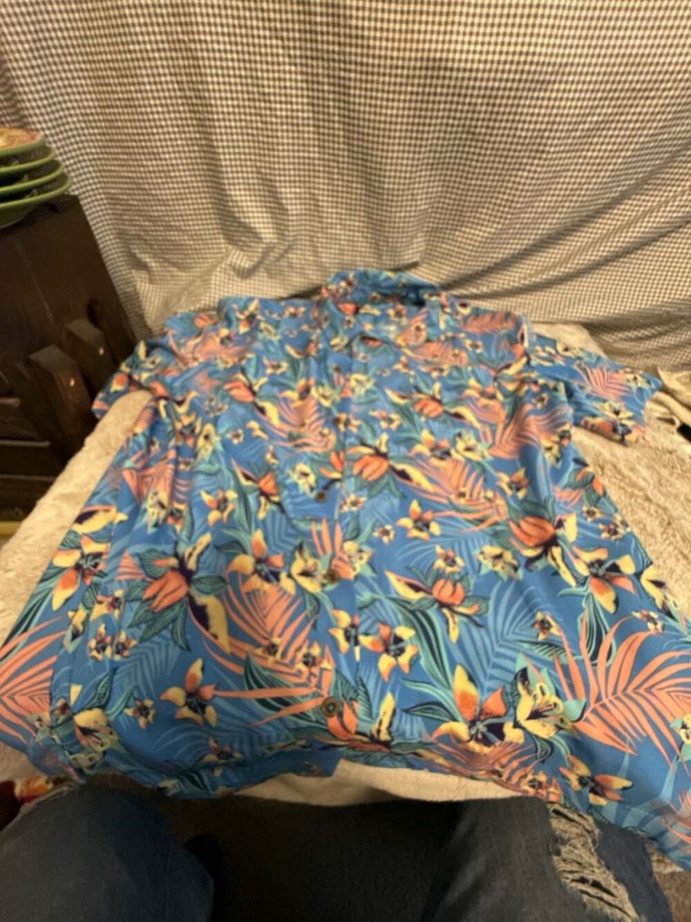 Havana Jim Men's Tropical Floral Button-Up Shirt